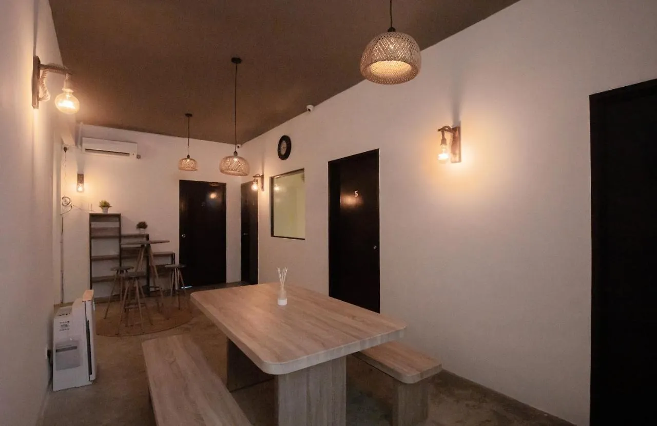 Amazing Home Inn George Town